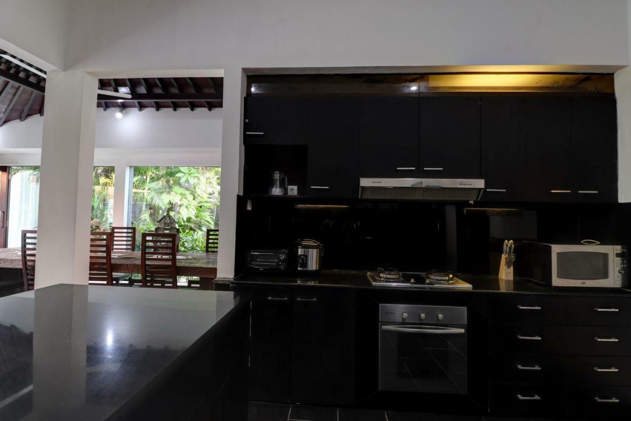 Casa Priya Canggu Exteriör bild